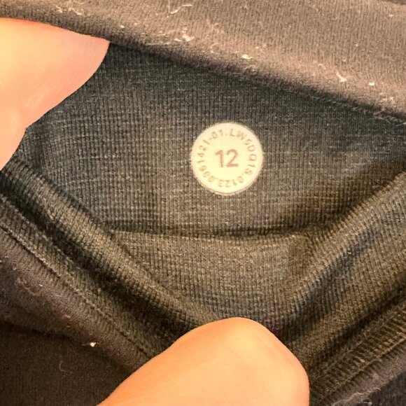 Lululemon align leggings with pockets size 12 - Picture 8 of 10